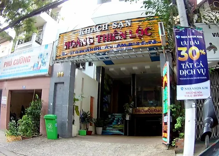 Hoang Thien Loc Hotel -199 Hoang Hoa Tham, Q. Tan Binh - By Bay Luxury