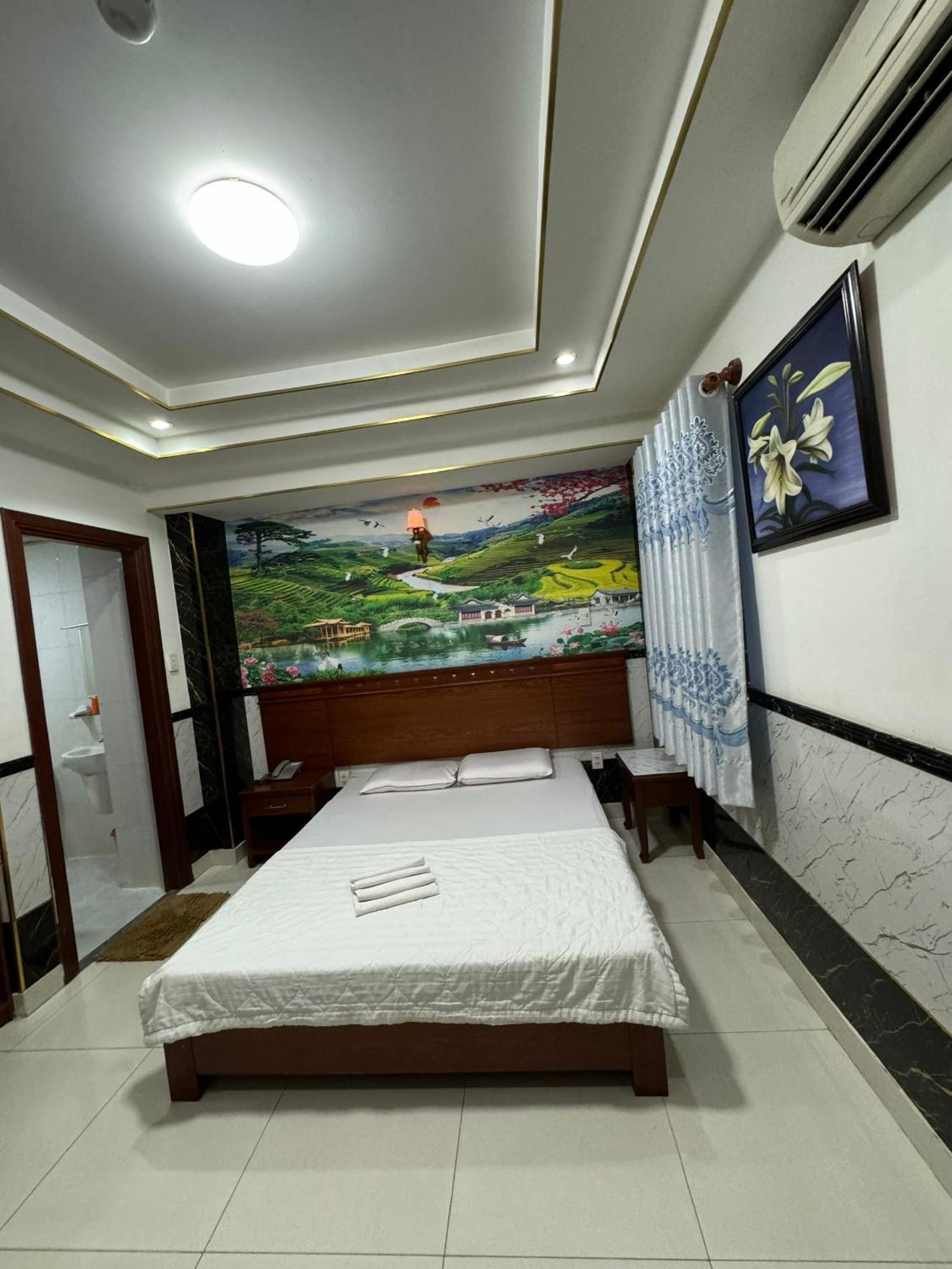 Căn hộ Hoang Thien Loc -199 Hoang Hoa Tham, Q. Tan Binh - By Bay Luxury
